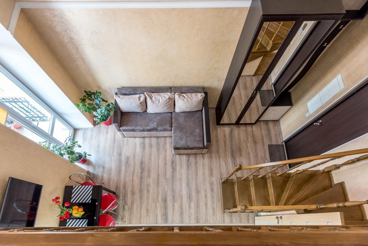 Studio Apartment In Center Of Odessa Exterior foto